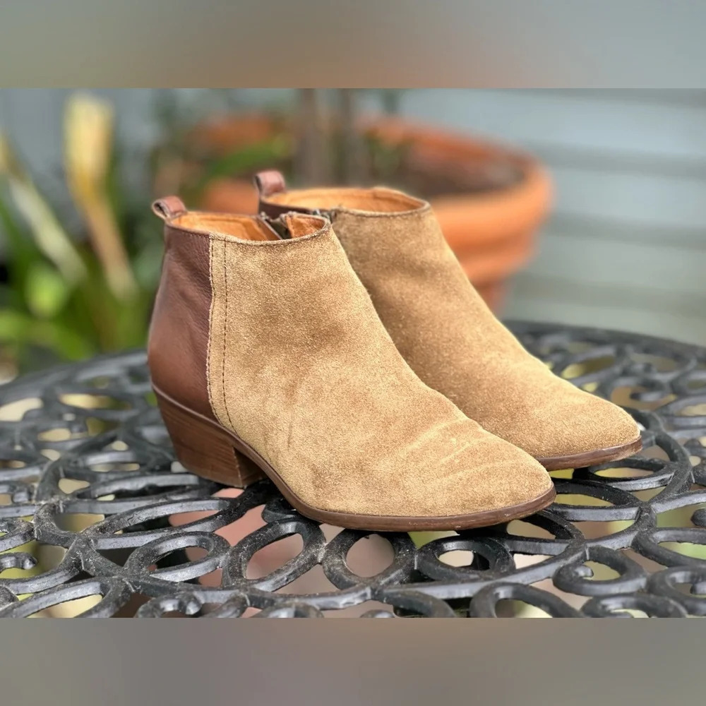 Madewell — The Cait Boot